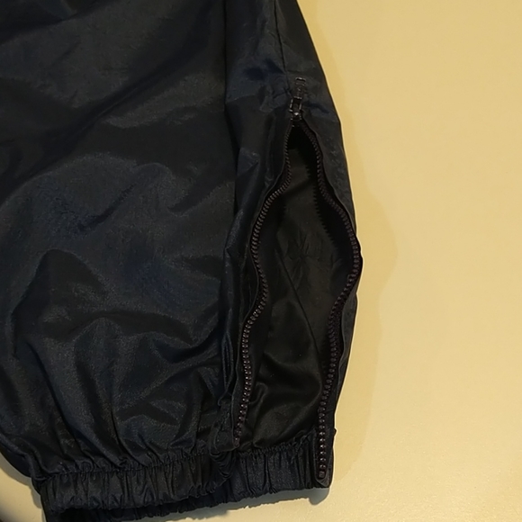 Vintage University of Michigan wind pants - Picture 6 of 7